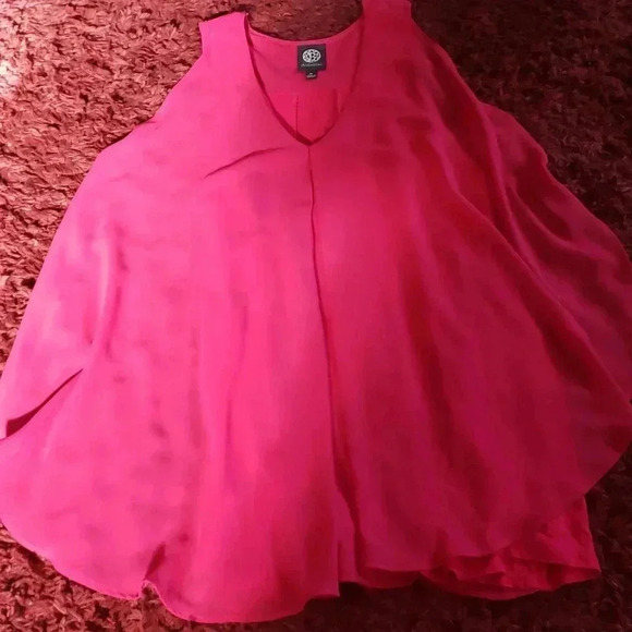 Bobeau Green Envelope Bundle 3 Sleeveless Flowy Tips size Medium - Picture 8 of 11